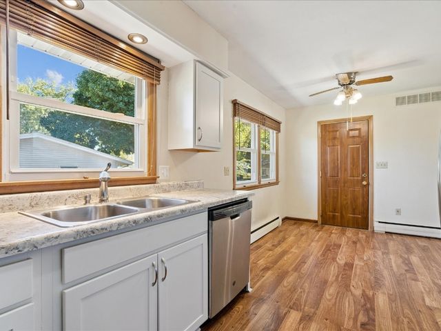 190 26th Street Court, Marion, IA 52302