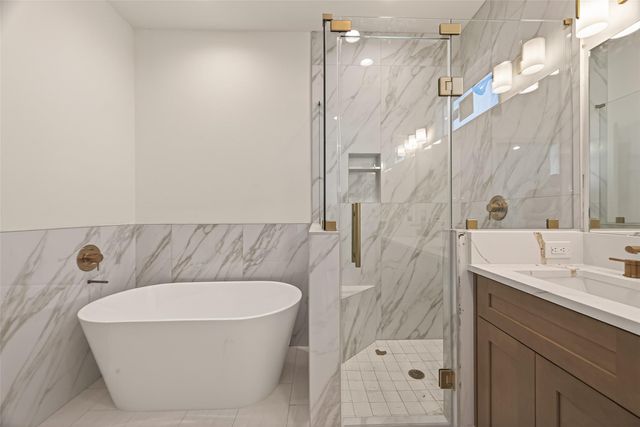 4012 Buffalo Moon Drive, Houston, TX 77045