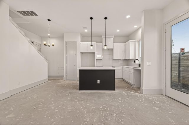 4012 Buffalo Moon Drive, Houston, TX 77045