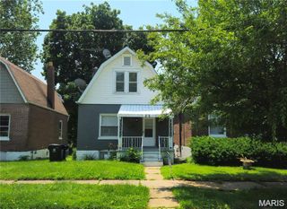 6522 Bartmer, University City, MO 63130