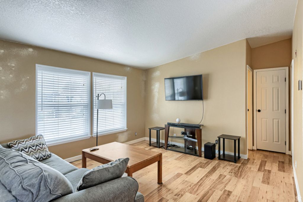 992 TIMPIE RD, Tooele, UT 84074 — photo 3