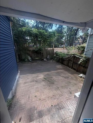 15 Winthrop Terrace, East Orange, NJ 07018