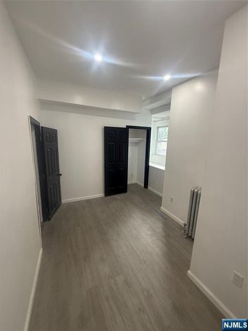 15 Winthrop Terrace, East Orange, NJ 07018