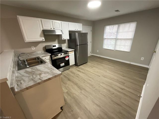 1506 Hidden Creek Terrace, High Point, NC 27260