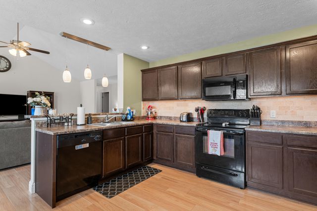 2817 E Miller Court, Joplin, MO 64801