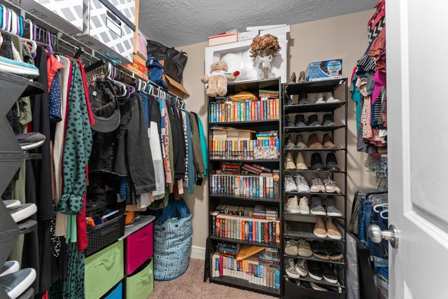 2817 E Miller Court, Joplin, MO 64801