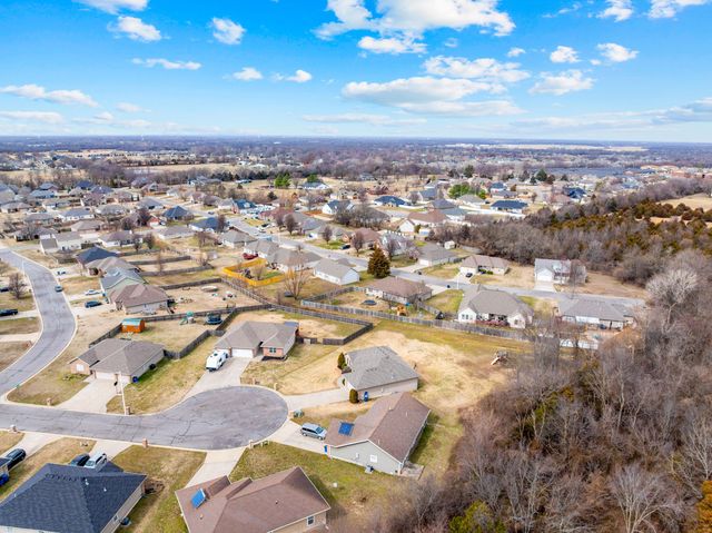 2817 E Miller Court, Joplin, MO 64801