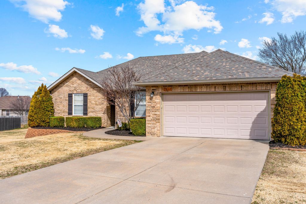 2817 E Miller Court, Joplin, MO 64801
