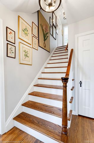 32111 Auburn Drive, Beverly Hills Village, MI 48025