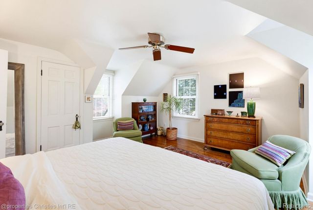 32111 Auburn Drive, Beverly Hills Village, MI 48025