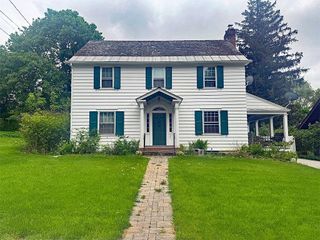 8 Kingsley Avenue, Rutland City, VT 05701