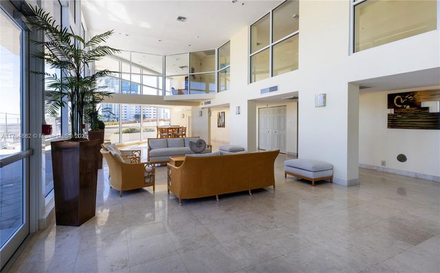 6767 Collins Ave 1409, Miami Beach, FL 33141