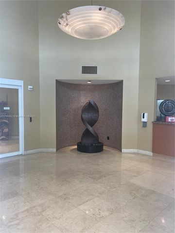 6767 Collins Ave 1409, Miami Beach, FL 33141