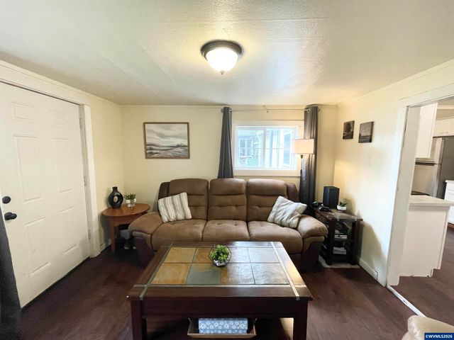 2035 Evergreen Av NE, Salem, OR 97301