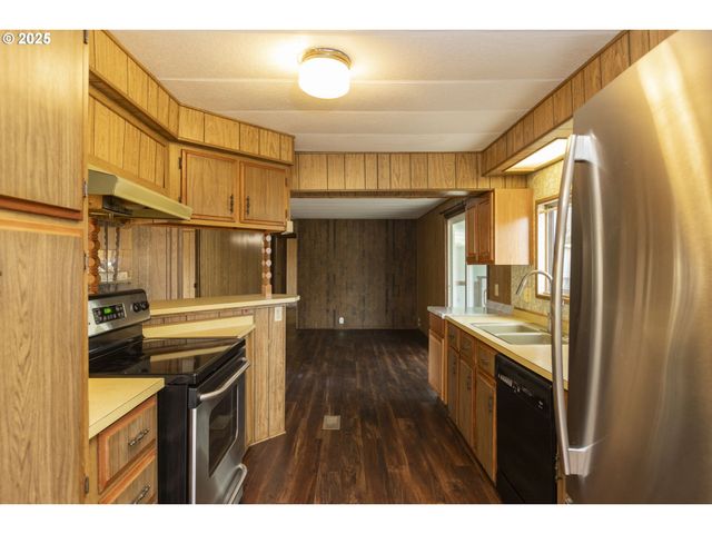 17169 Sw ELDORADO Dr, Portland, OR 97224