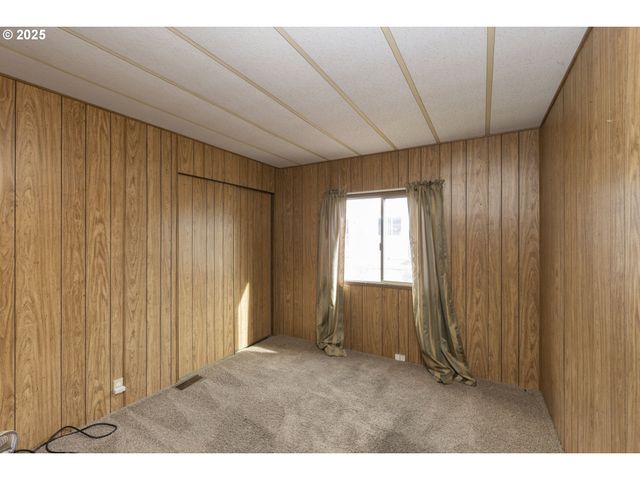 17169 Sw ELDORADO Dr, Portland, OR 97224