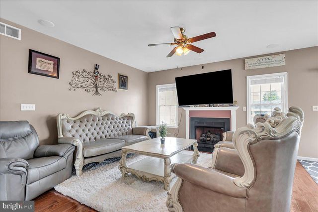 3 HATHAWAY CT, New Castle, DE 19720