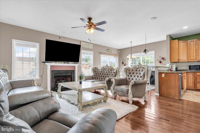 3 HATHAWAY CT, New Castle, DE 19720