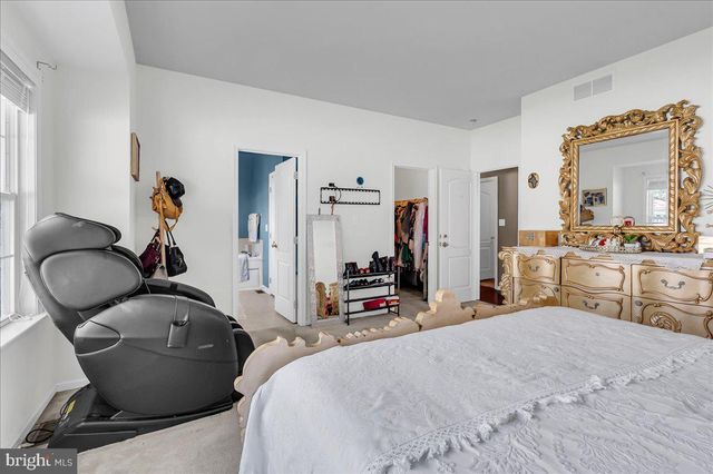 3 HATHAWAY CT, New Castle, DE 19720