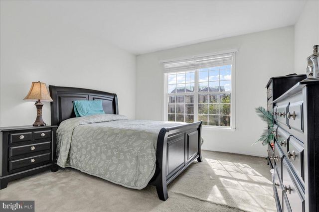 3 HATHAWAY CT, New Castle, DE 19720