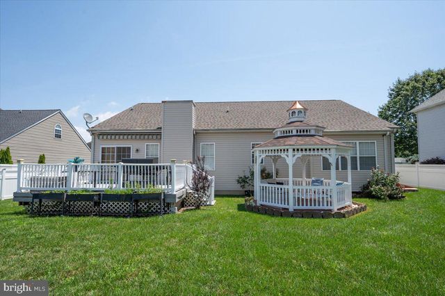 3 HATHAWAY CT, New Castle, DE 19720