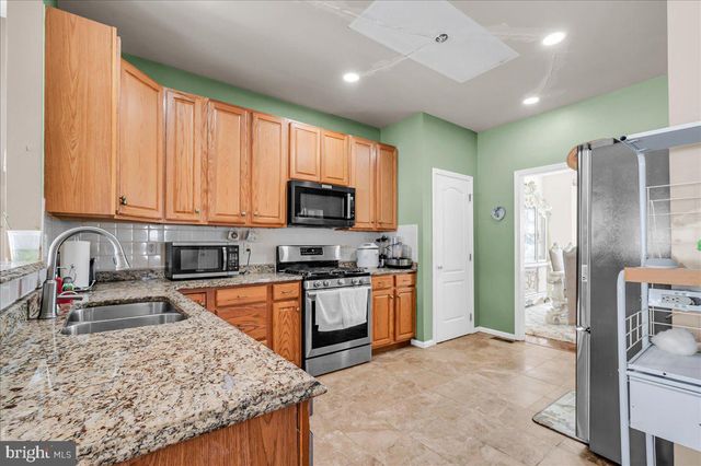 3 HATHAWAY CT, New Castle, DE 19720