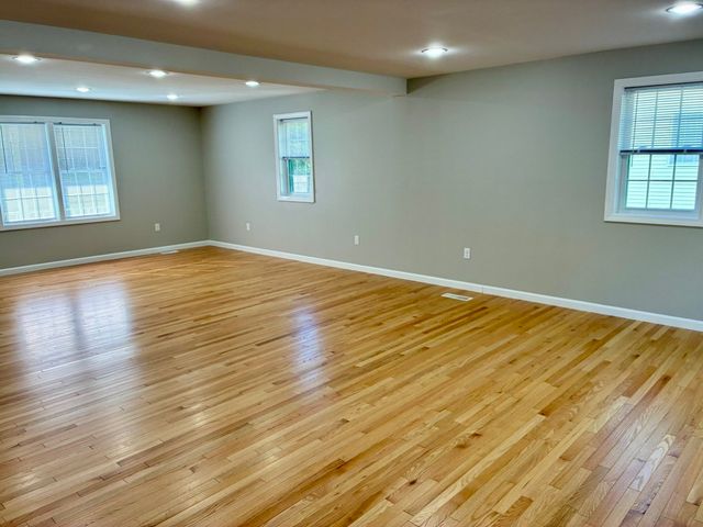 1 Heritage Ln, Monson, MA 01057