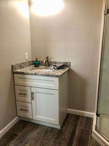 1 Heritage Ln, Monson, MA 01057