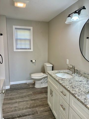 1 Heritage Ln, Monson, MA 01057