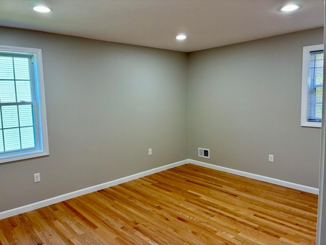 1 Heritage Ln, Monson, MA 01057