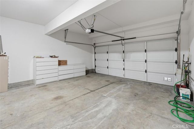 19324 Opal Lane, Saugus, CA 91350
