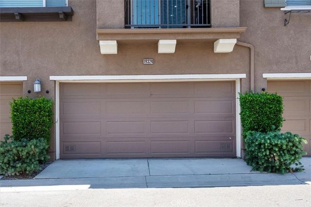 19324 Opal Lane, Saugus, CA 91350
