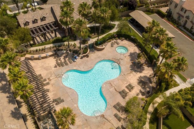 19324 Opal Lane, Saugus, CA 91350