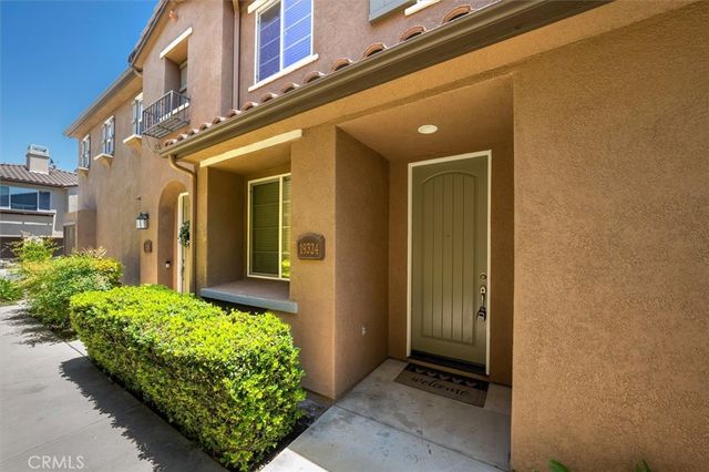 19324 Opal Lane, Saugus, CA 91350
