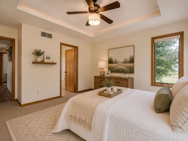 120 Sunburst Circle, Mankato, MN 56001