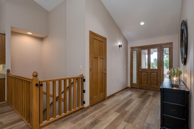 120 Sunburst Circle, Mankato, MN 56001