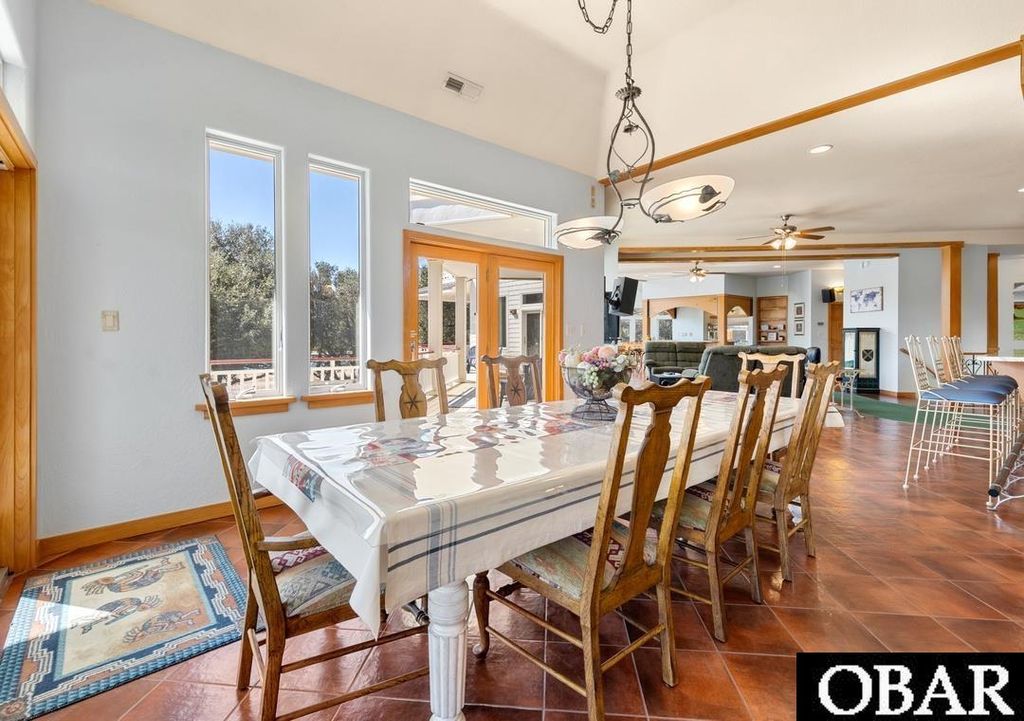 Image 21 of property listing at 565 Live Oak Court, Corolla, NC 27927
