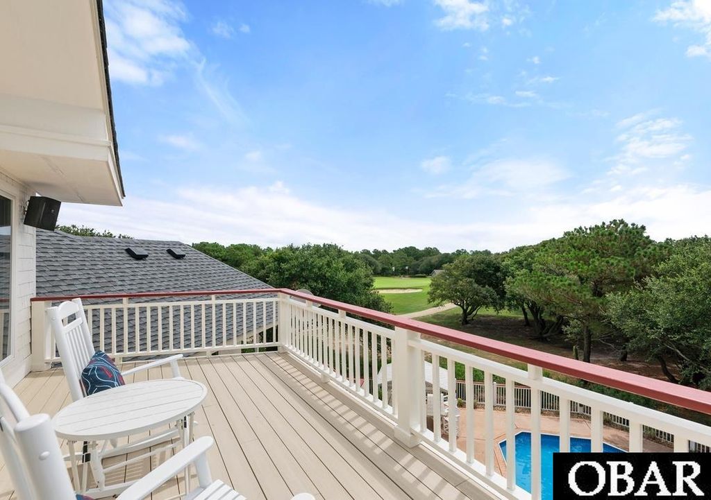 Image 26 of property listing at 565 Live Oak Court, Corolla, NC 27927