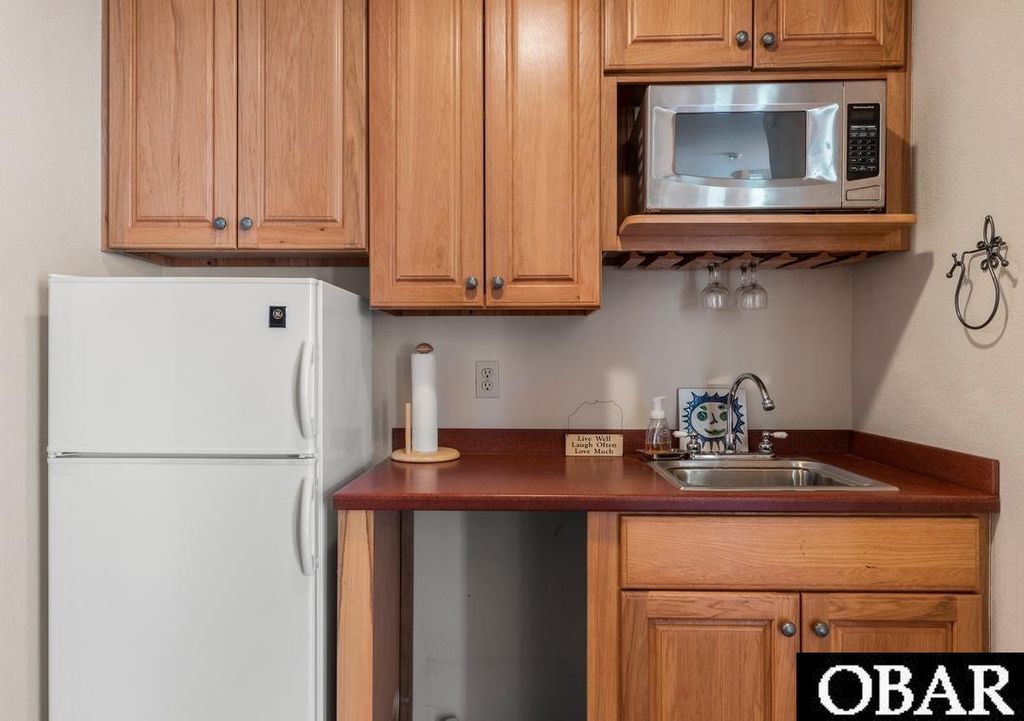 Image 49 of property listing at 565 Live Oak Court, Corolla, NC 27927
