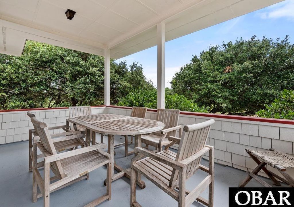 Image 53 of property listing at 565 Live Oak Court, Corolla, NC 27927