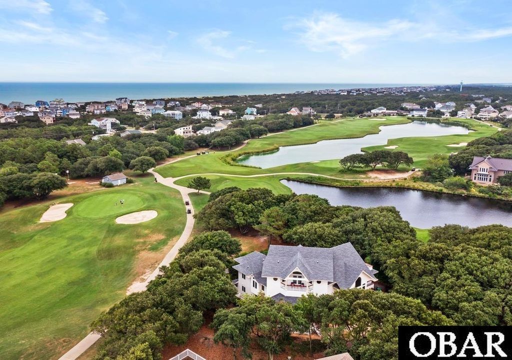 Image 54 of property listing at 565 Live Oak Court, Corolla, NC 27927