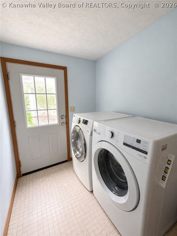 920 E Park Avenue, Fairmont, WV 26554