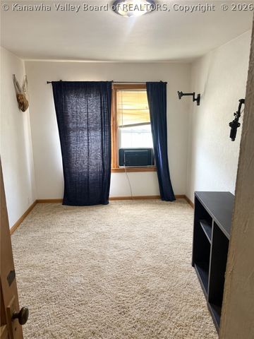 920 E Park Avenue, Fairmont, WV 26554