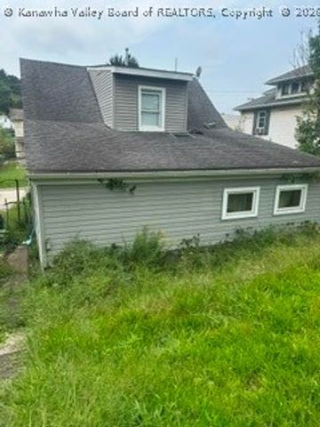 920 E Park Avenue, Fairmont, WV 26554