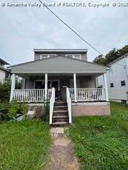920 E Park Avenue, Fairmont, WV 26554