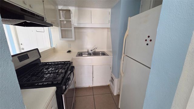 5200 Lancaster CT A, Austin, TX 78723