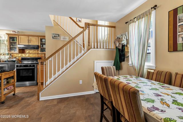 46 W Rutherford Lane, Lavallette, NJ 08735