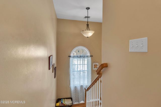 46 W Rutherford Lane, Lavallette, NJ 08735