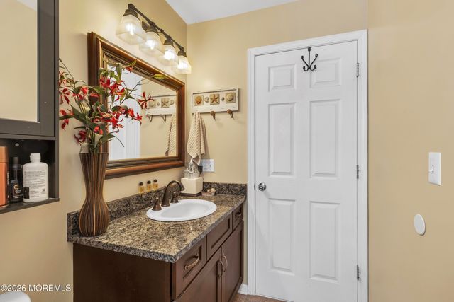 46 W Rutherford Lane, Lavallette, NJ 08735