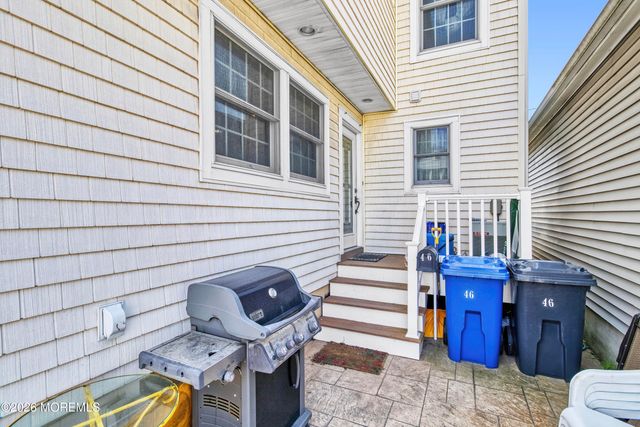 46 W Rutherford Lane, Lavallette, NJ 08735